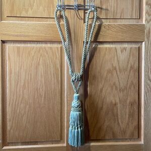 Luxury 30” Gold Rope Drapery Tieback with Fringed Tassel